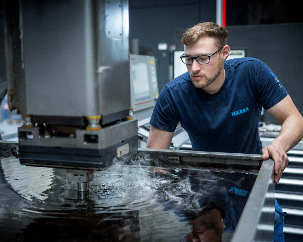 A. Härer GmbH – Senkerodieren: Präzise Formgebung mit Graphit- und Kupferelektroden bei Werkstücken